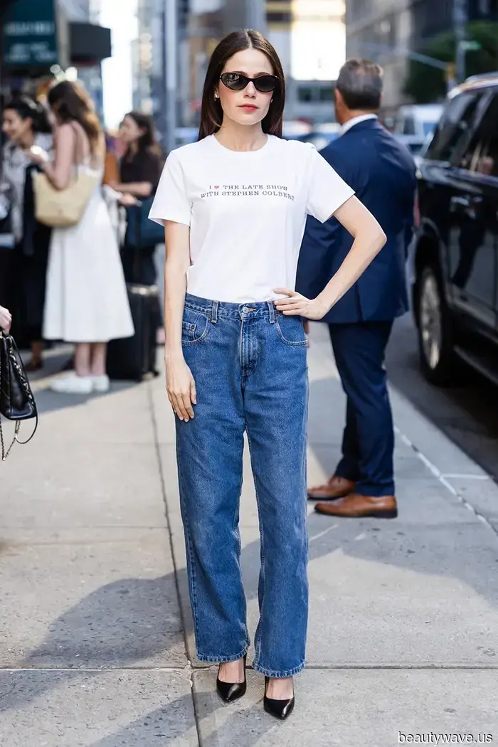 Questa è la classica scarpa nera che i vestitori di buon gusto indossano con jeans e una maglietta bianca per sembrare eleganti.