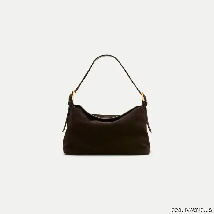 Skip the "Forget It" bags this fall—check out these 5 alternative bag trends that we believe are far more stylish.