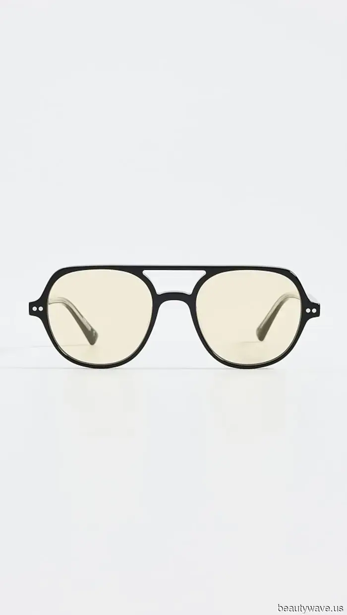 I Enjoy Dressing in a "Rich" Style When I Travel—These 7 Essentials Instantly Elevate My Status by Three Tax Brackets.