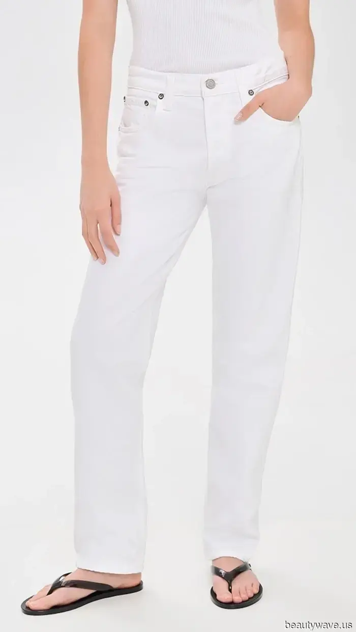 Kendall Doesn’t Need Anyone to Tell Her Which Jean Color and Fit to Buy—She’s Already Sporting It.