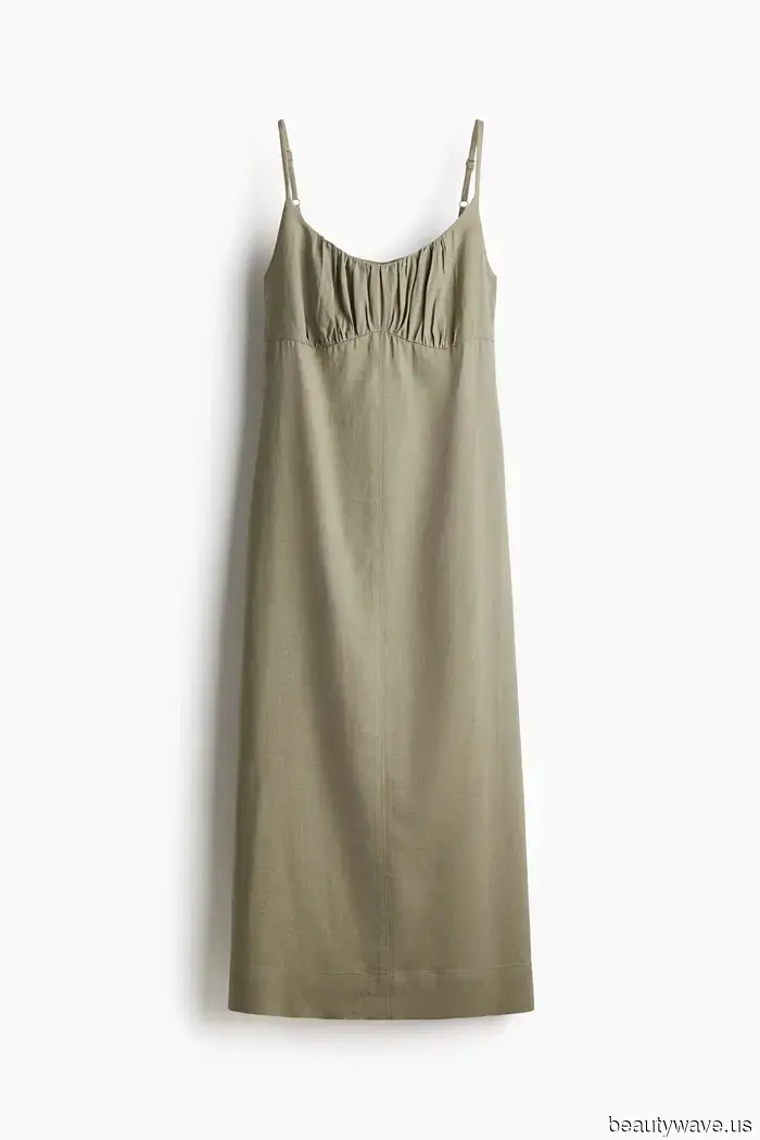 No, not cotton dresses—French women are repeatedly wearing these stylish linen trends this spring.
