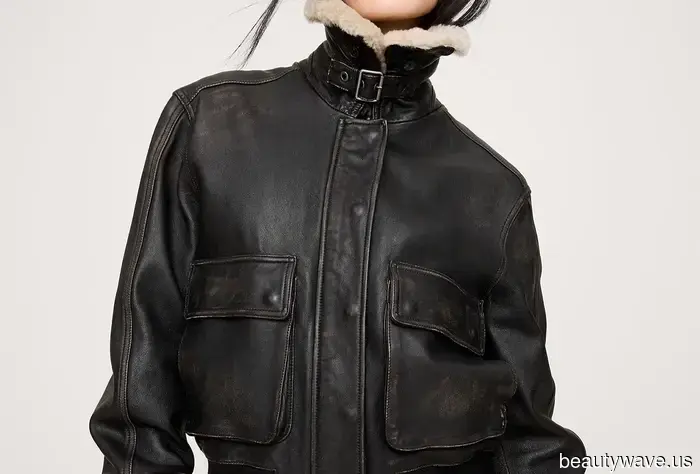 Banana Republic's Fall Collection has just been released, and I was astonished—these new pieces are truly impressive.