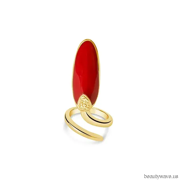 Confirmed in Paris: The Top Manicure Trend for Fall 2026 Has No Relation to Nail Polish.