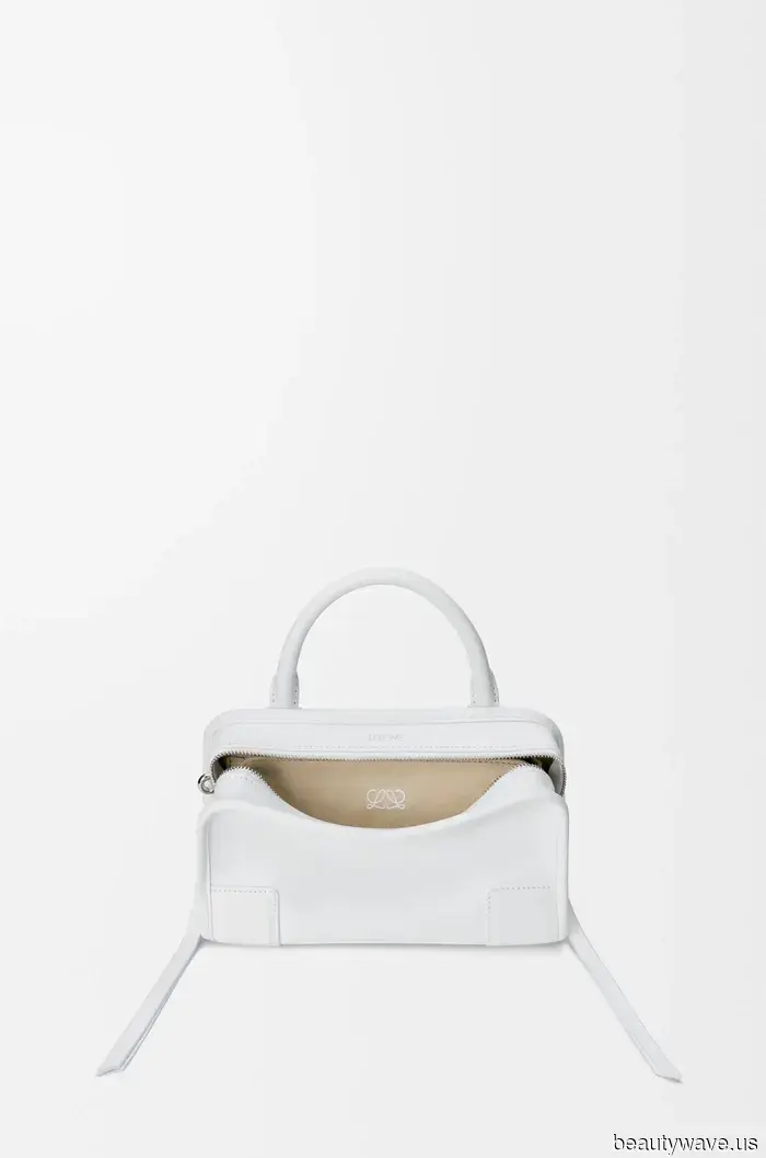 The First Spring It Bag Has Arrived—And Every Fashionable Individual Already Has It.