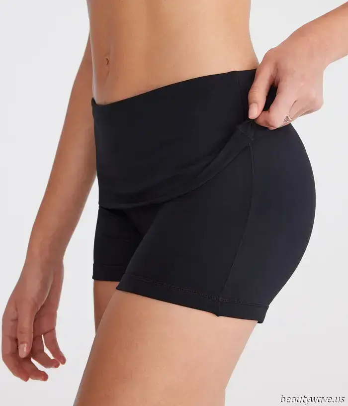 Neither leggings nor bike shorts: The precise activewear trend that fashion-forward girls in L.A. don for Pilates and gym sessions.
