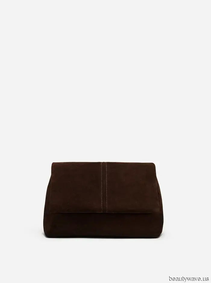 Chiamando tutti i minimalisti&mdash;Questo colore di pantaloni di tendenza è la cosa più chic che puoi indossare quest'estate