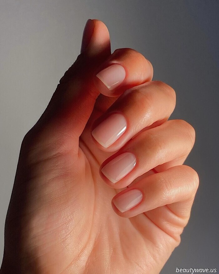 The Subtle French Manicure Is a Summer Essential—Here’s How to Style It.