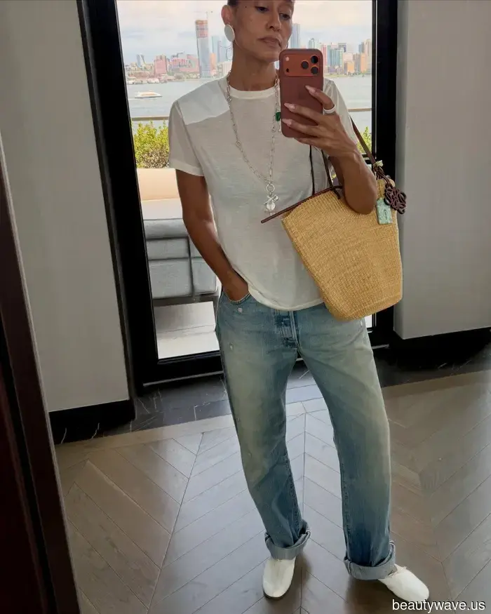 The Best Dressed Over 50s Don't Rely on Trainers—I Keep Noticing Them Wearing This Trendy Flat Shoe Instead.