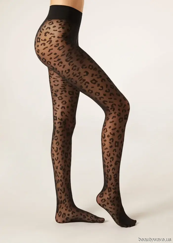 Узорные колготки вернулись, но модники носят их только так, так и так.