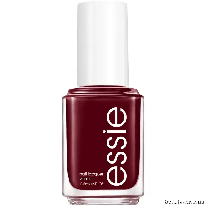 The Most Fashionable Individuals Are Donning These 11 Nail Colors Recommended by Experts This September