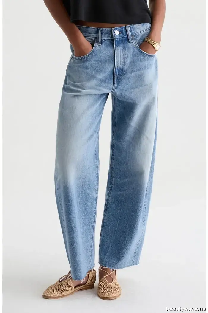 Da Idaho a Londra, Jennifer Aniston indossa questi jeans ovunque, e ora sono scontati del 30%