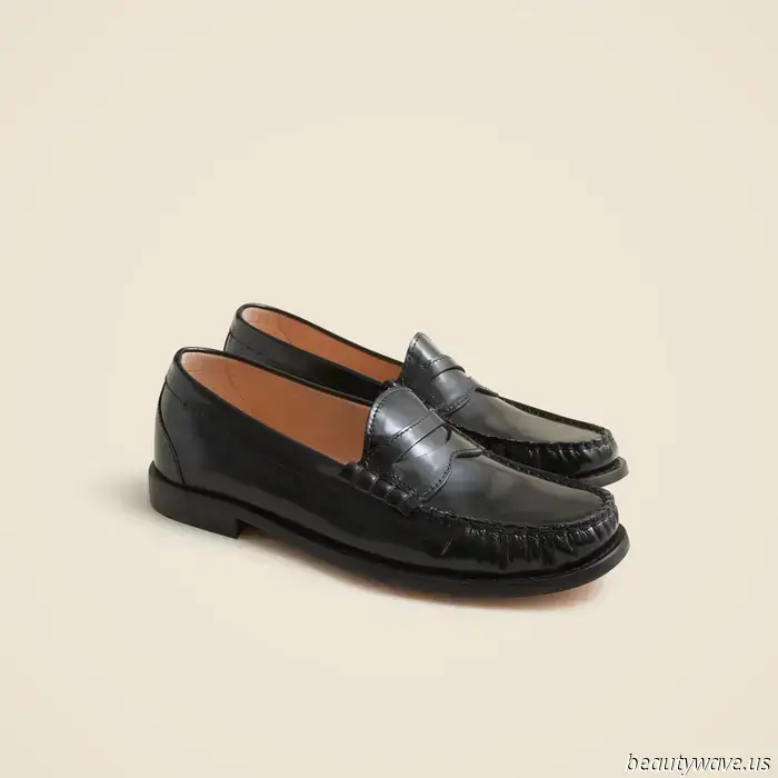 Diese Loafers haben seit 70 Jahren Kultstatus, aber 2025 wirst du sie nur noch so gestylt sehen.