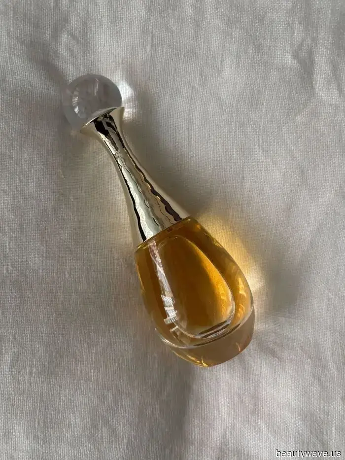 All of the most stylish French women I know believe this perfume epitomizes luxury.