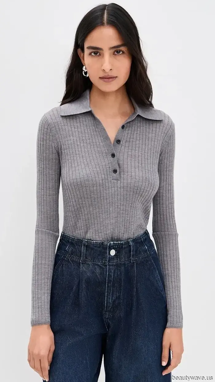 Vestir de negro es genial, pero este color de atuendo se ve aún más genial con zapatillas.