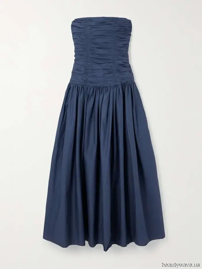 I just browsed through hundreds of items on Net-a-Porter—here are 25 that caught my eye.