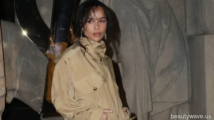 I admire Zoë Kravitz's fashion sense, but I have a budget of $250 this month—here are 27 Nordstrom tabs I currently have open.