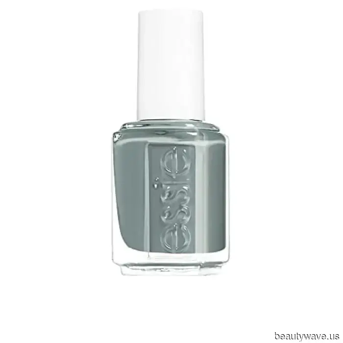 I requested beauty editors to reveal the "almost neutral" nail polishes they will always keep.