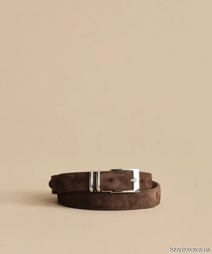 Holiday Attire Is Embracing the 1960s—Here’s How to Achieve the Style