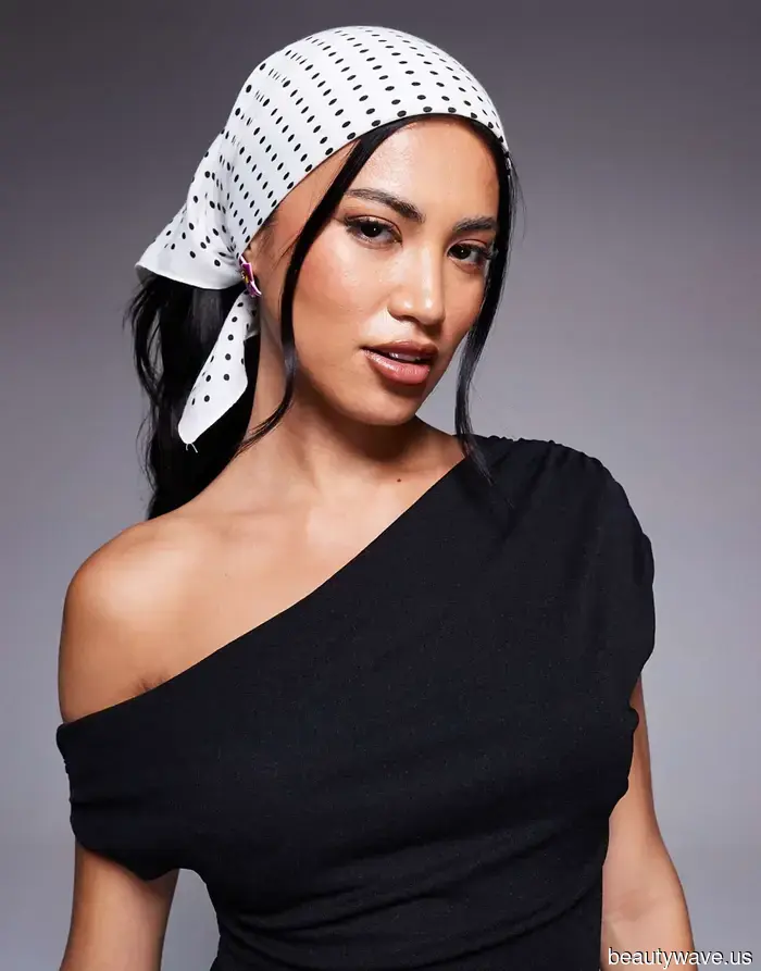 Если вы собираетесь носить леггинсы осенью 2025 года, вот 7 невероятно стильных нарядов, которые стоит скопировать