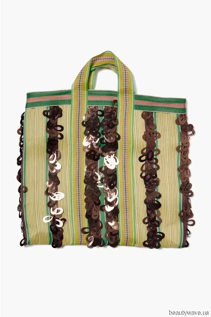 A Charming Summer Handbag Doesn’t Need to Be Expensive—29 Styles Under $500 That You’ll Want to Use All the Time