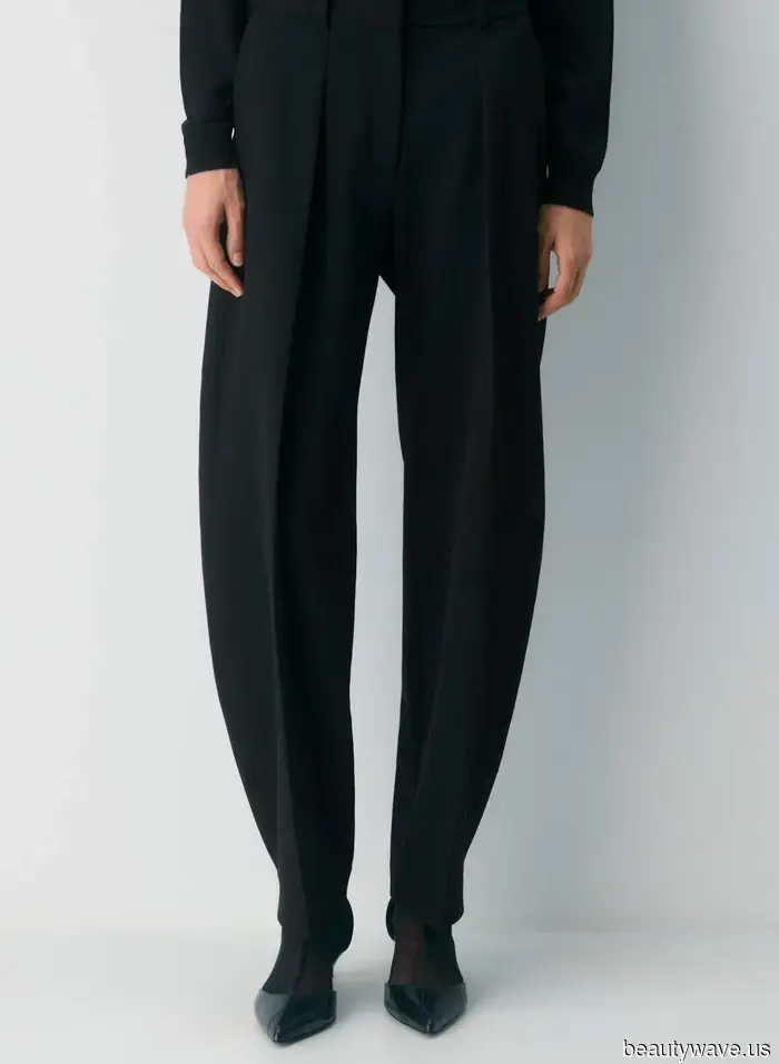 Il completo pantaloni e top elevato che sto copiando da persone a Parigi e NYC che non è una maglietta e jeans