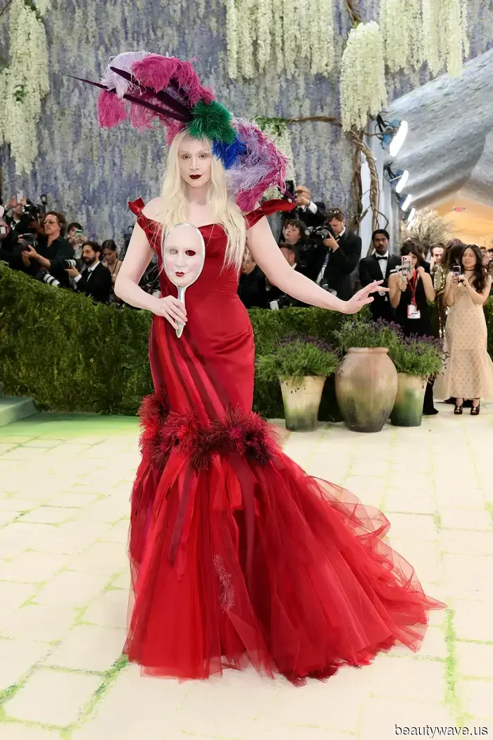 The 2026 Met Gala Red Carpet Outfits That Took Our Breath Away