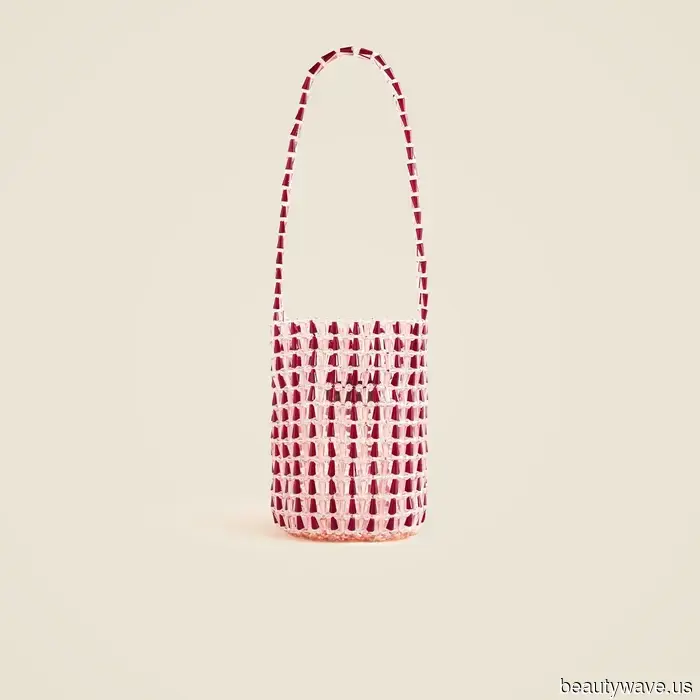 J.Crew has just unveiled its Holiday Campaign—explore curated gift guides for everyone on your shopping list.