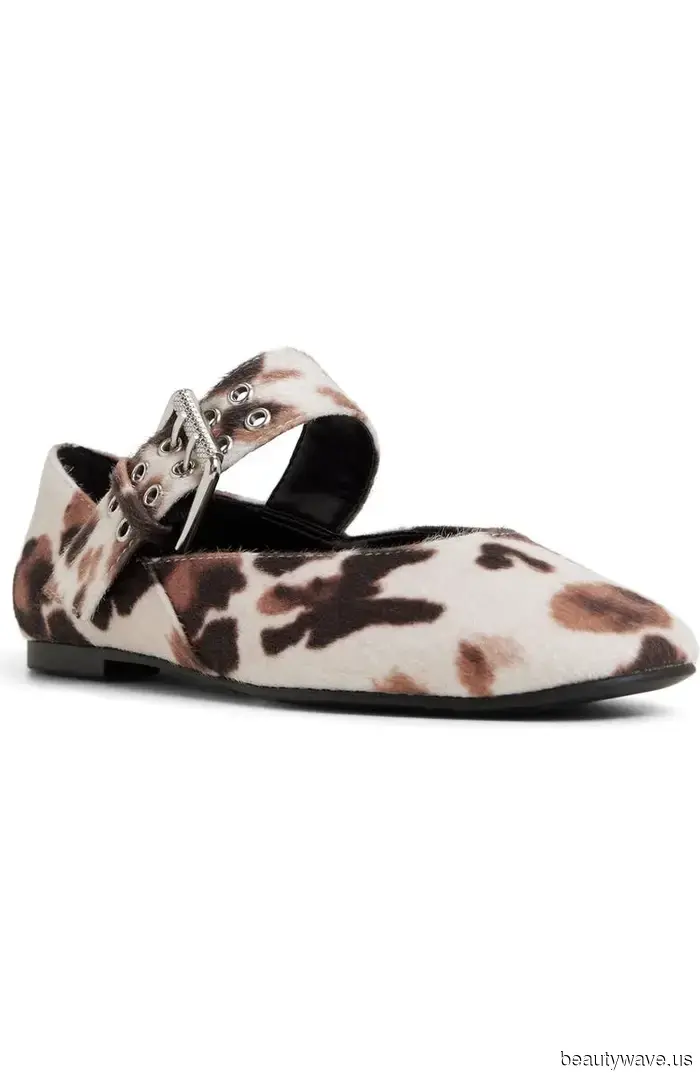 El estampado de leopardo está bien, pero esta es la inesperada tendencia de calzado que la gente de moda ya está usando repetidamente.