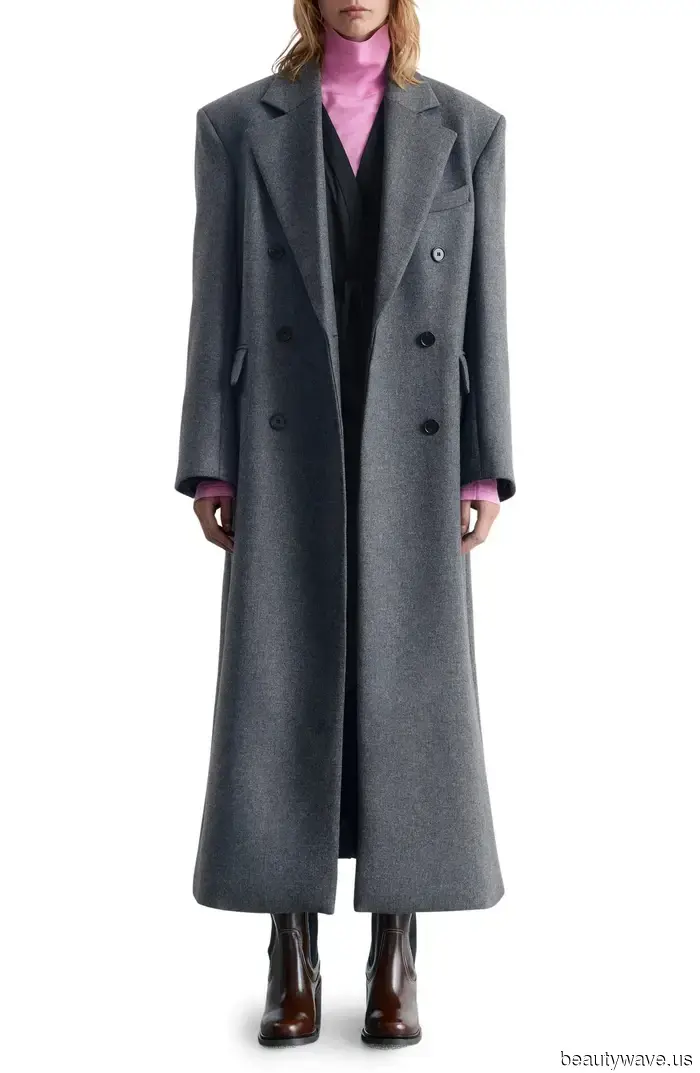 I'm a former buyer for Nordstrom, and my daughter is three decades younger than me. We both packed and wore these six items on a trip to…