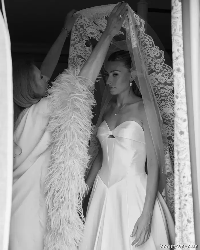 This stunning bride donned a Vera Wang gown and Manolo Blahnik shoes for her sophisticated, timeless countryside wedding.