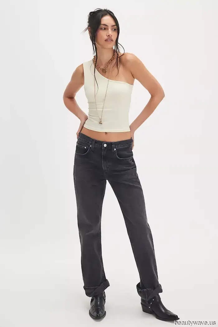 It's a fact: Every fashionable It Girl already possesses a pair of these iconic jeans.