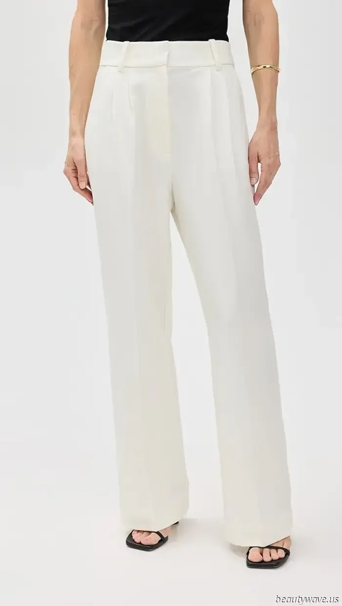 This pant style paired with flip-flops forms the most stylish combination we've encountered all summer.