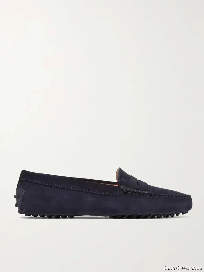 This Shoe Color Trend Is More Stylish Than Black, Burgundy, and Brown.