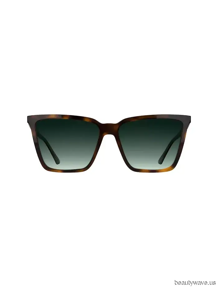 The Footwear, Eyewear, and Handbags Our Fashion Editors View as Timeless