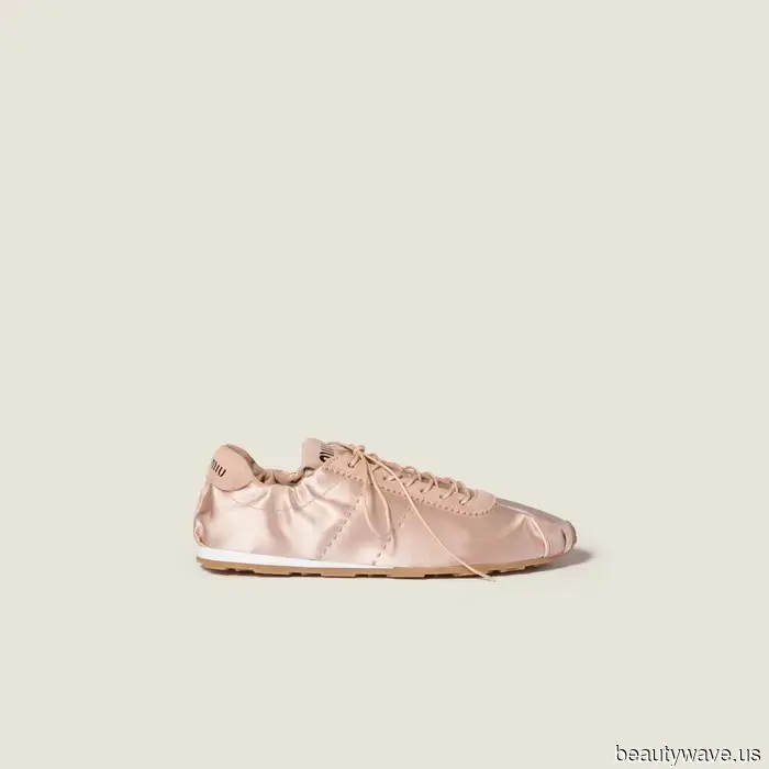 Die 6 Sneaker-Trends, die du tragen solltest, wenn deine Sommeroutfits relevant aussehen sollen