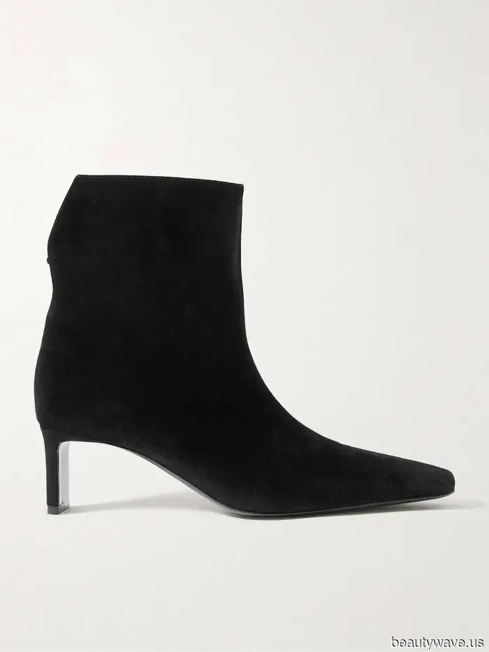 Mode-Mädchen haben alle anderen Trends für Knöchelstiefel für diesen&nbsp;einen speziellen&nbsp;reich aussehenden Stil aufgegeben.