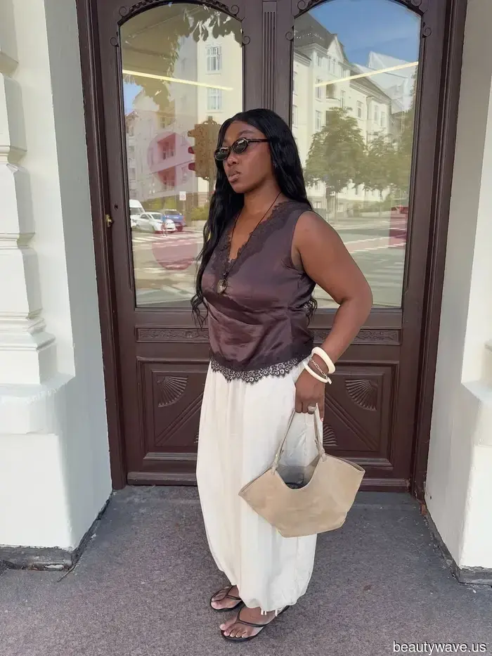 I’ve Discovered Them—The 7 Simple Yet Stylish Outfit Combos That Fashionable Women Are Wearing Again and Again This Summer.