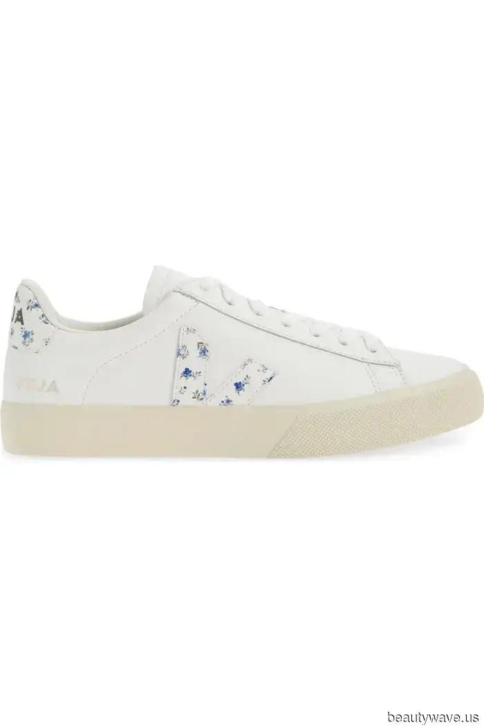 Gern geschehen: Hier sind die Nordstrom Jubiläums Sneaker-Angebote, die coole Leute am meisten wollen.