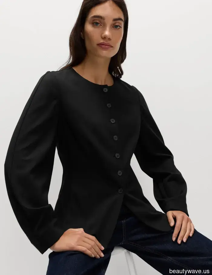 Out of nowhere, all the fashionable dressers are replacing their reliable winter styles with these unexpected revival trends.