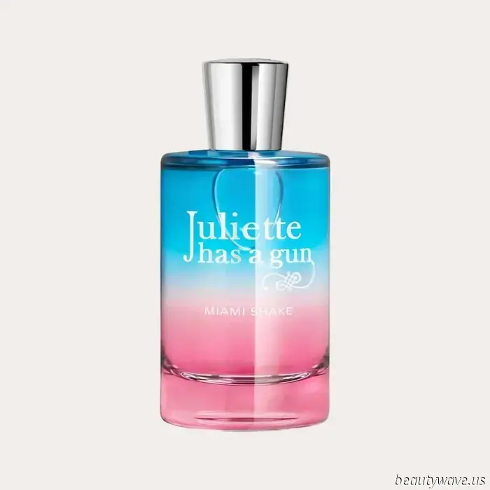 It's Written in the Stars: Your Unique Summer Fragrance, According to Your Zodiac Sign