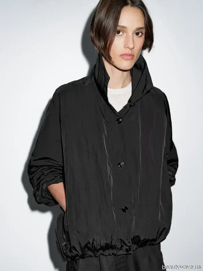 All my friends inquire about the current stylish trends in London—here are seven autumn trends I keep mentioning to them.