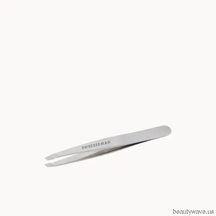 Not Botox, Not Lymphatic Drainage—This Brow Treatment Has Contoured My Face Like No Other.