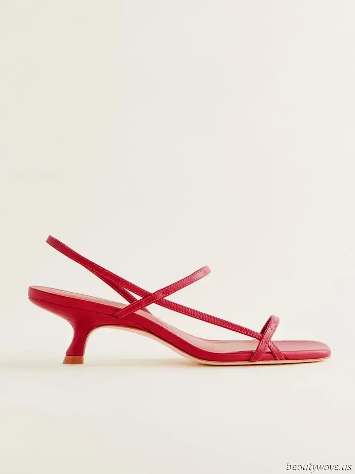 My Trick for Buying Shoes, Along with the Swimsuit I've Had for Ten Years
