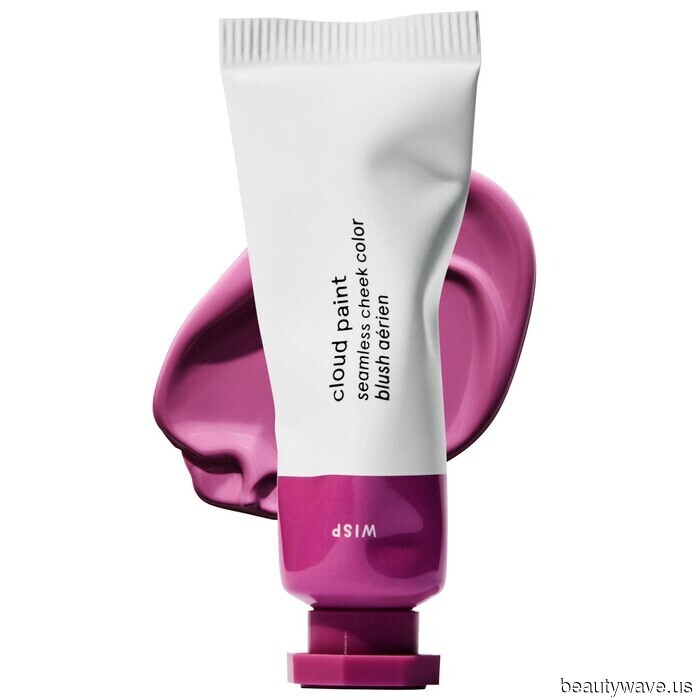 Frosty Silver, Baby Blue, and Cherry Red—Cool-Toned Makeup Emerges as the (Surprising) Highlight of the Summer