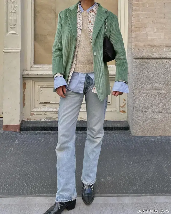 Is it just me, or are all the trendy girls opting for this denim style instead of baggy jeans?