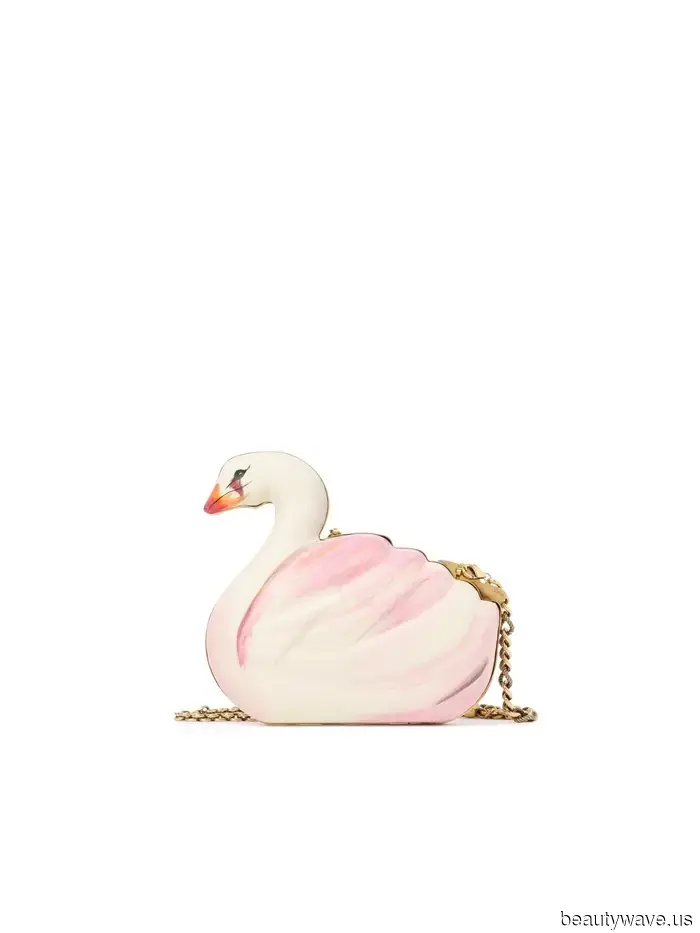I’ve Been Eyeing Them Since February—5 Fall Bag Trends That Fashion Enthusiasts Are Already Sporting.