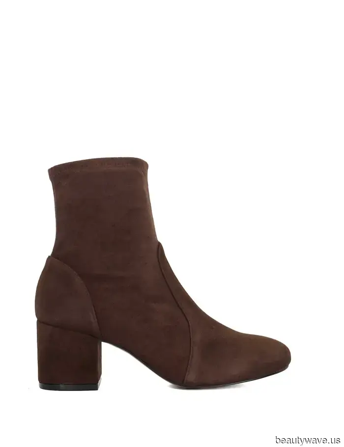 Apologies, Flats, but fashionable individuals are currently opting for these party-ready heel trends instead.