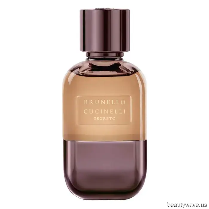 This luxurious fragrance gives me the sensation of being a wealthy Italian heiress.