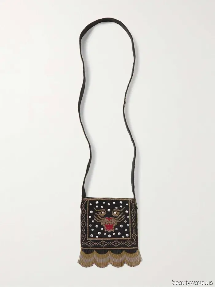 Fondamentalmente, tutto ciò che le persone della moda vogliono in questo momento è perline, e questi sono i loro preferiti.