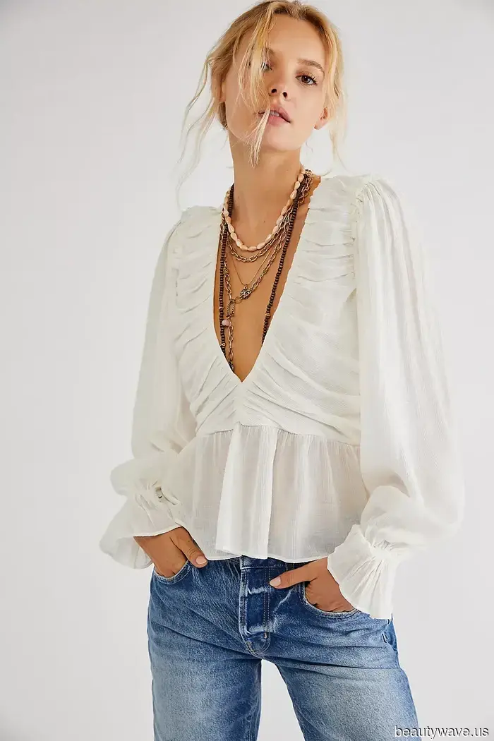 I Can't Stop Wearing Blouses and Jeans This Summer—Here Are the Styles That Receive the Most Compliments.